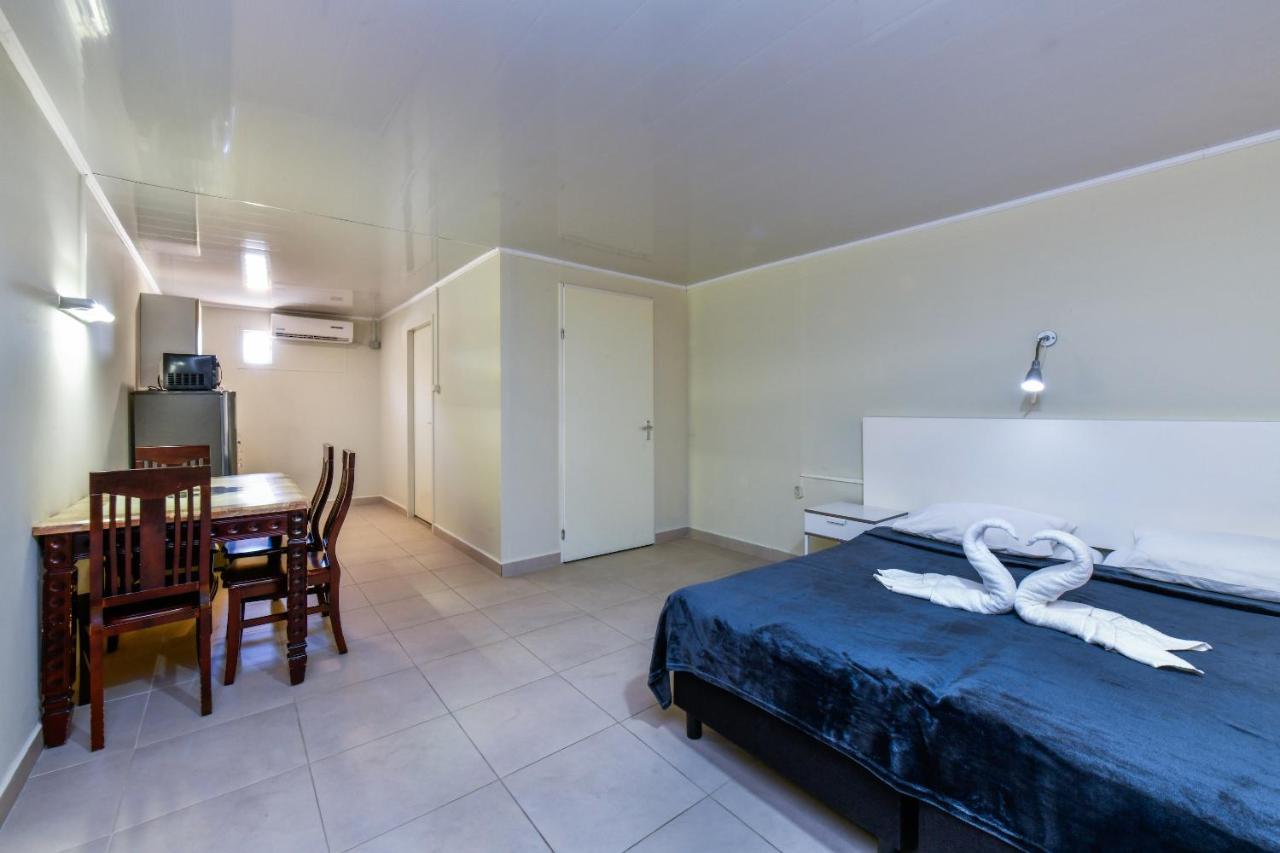 Aruba Blue Village Hotel And Apartments شاطئ بالم المظهر الخارجي الصورة